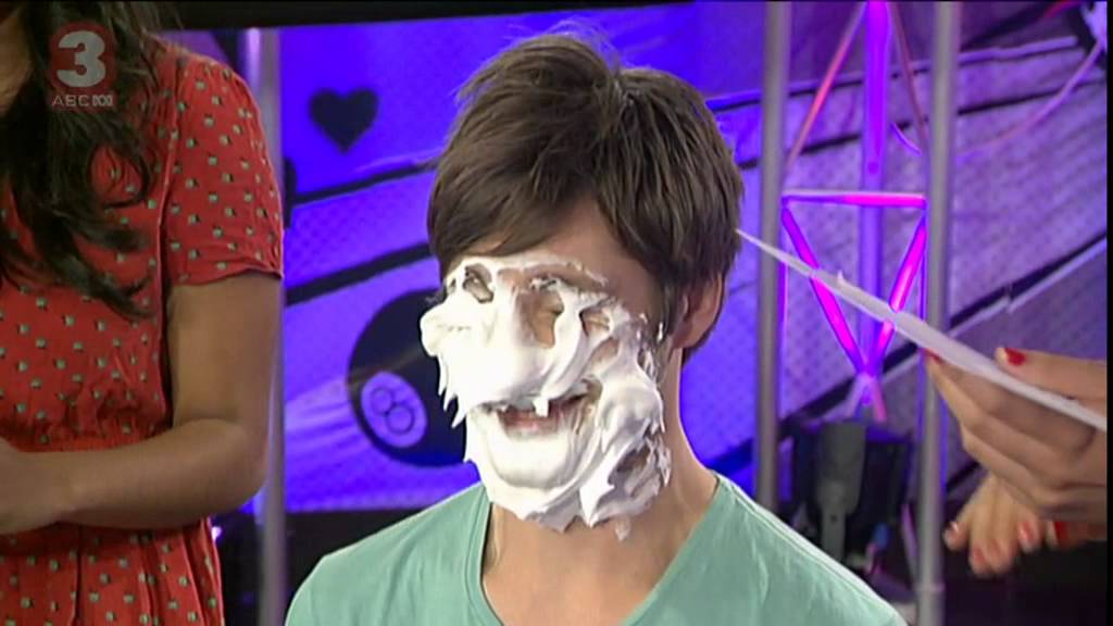 ABC3 | Studio 3: Lie or Pie Joel