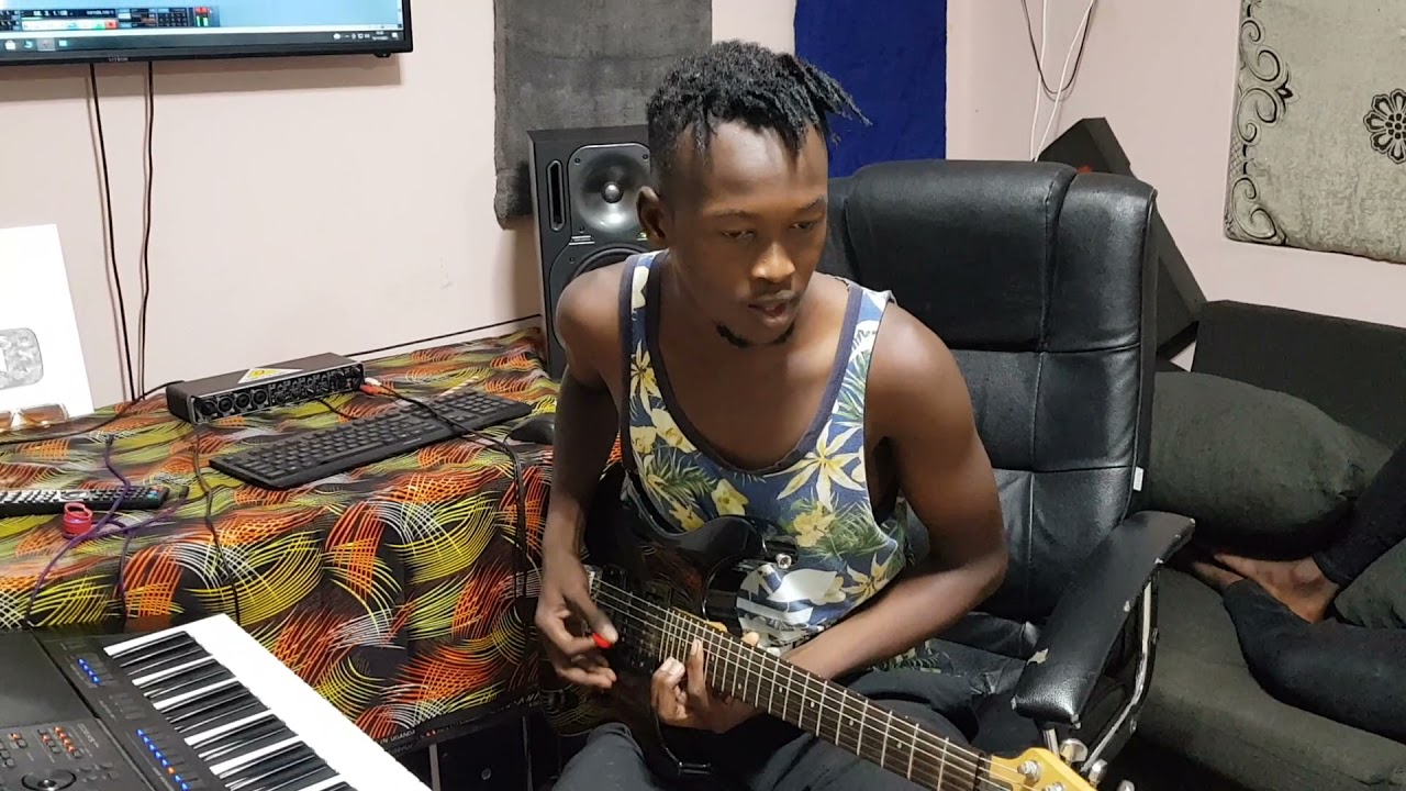 Zulu sweet  melody 😭 see how saviour Bee made this beat with guitar 🎸🎸🎸