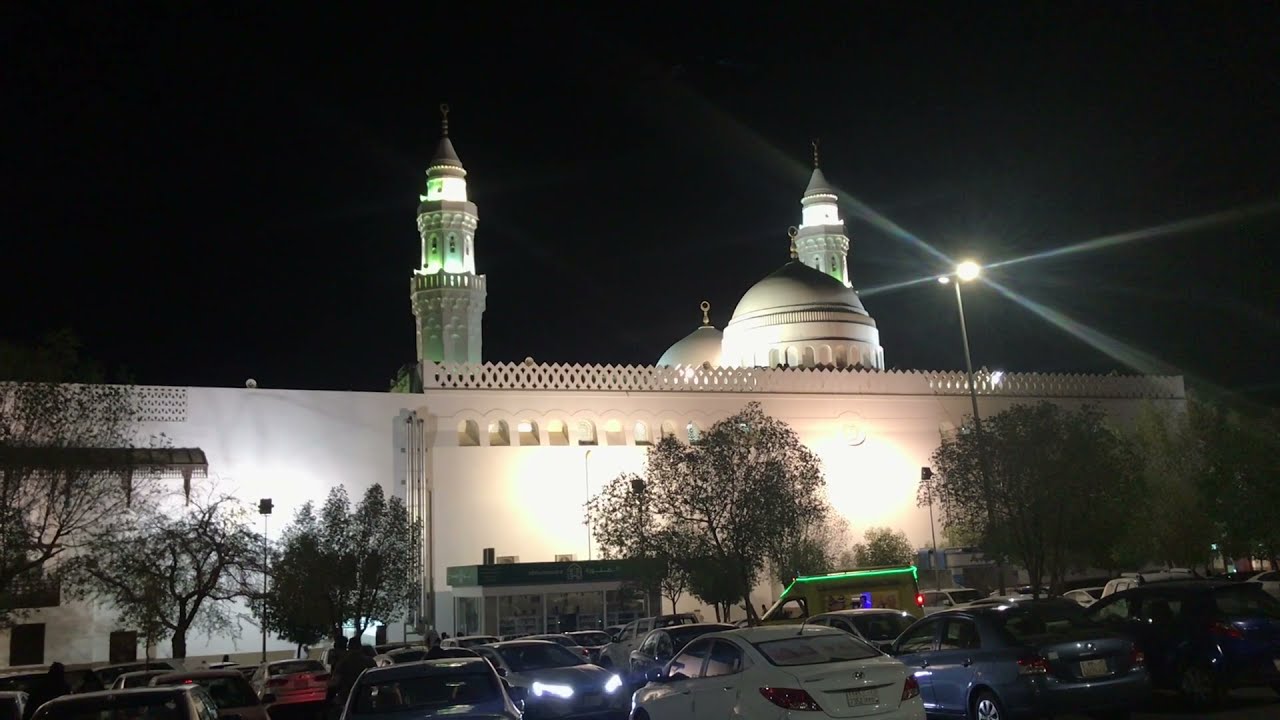 Masjid Al Qiblatayn/ beautiful azan/adhan/ أَذَان
