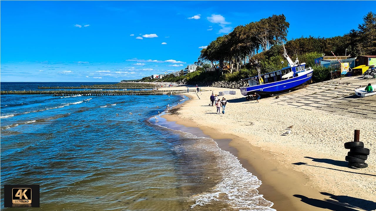 Ustronie Morskie, miasto, plaża i baza rybacka