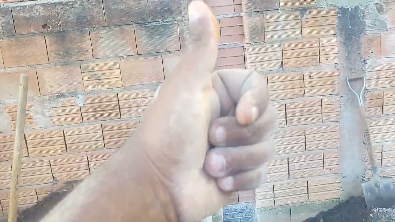 como reforçar muro de divisa