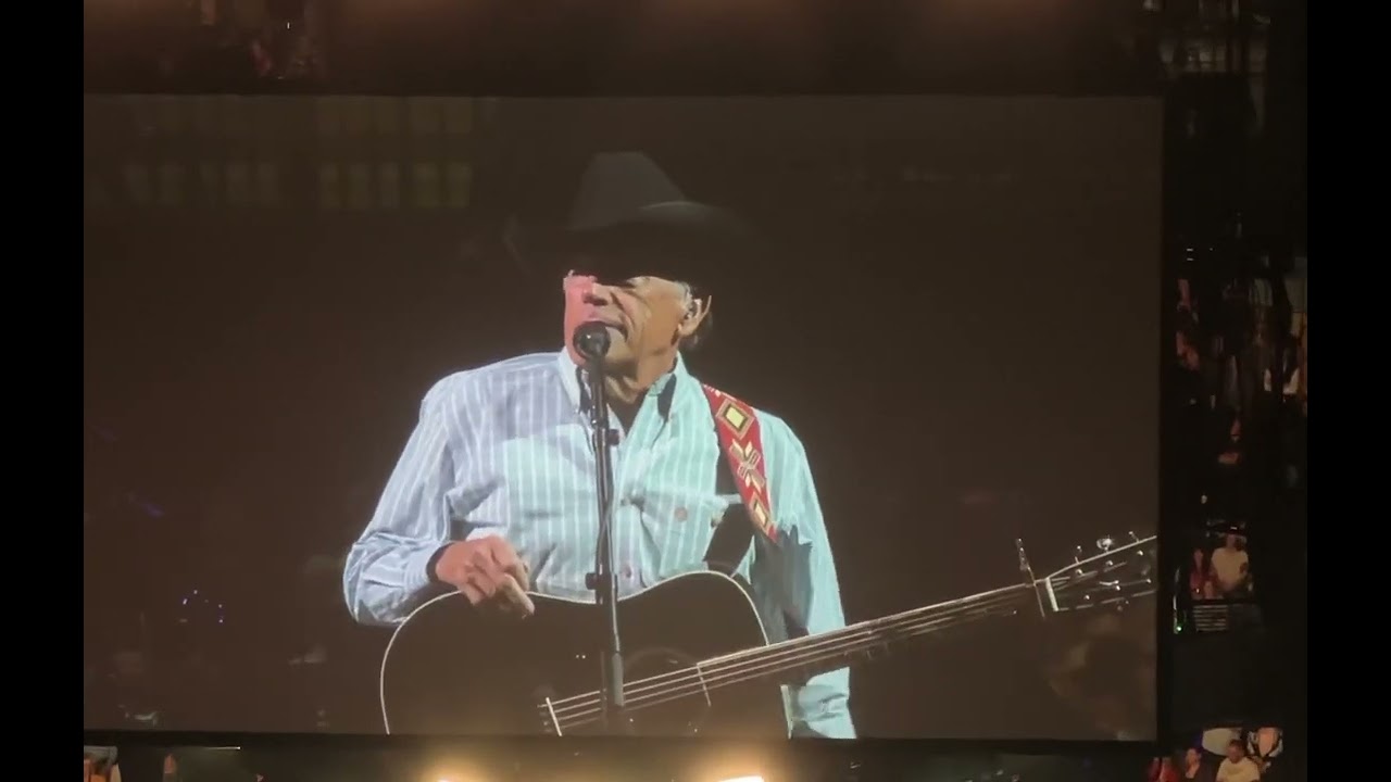 George Strait - Greeting & Here For a Good Time/Feb 2022 (Sat Night)/Las Vegas, NV/T-Mobile Arena