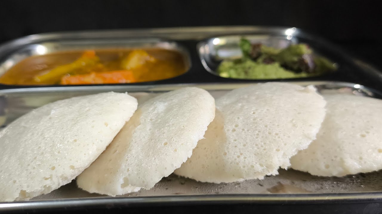 How to Make Soft Idlis at Home | Easy Idli Recipe.