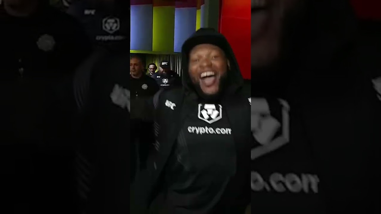 🚨CHRIS BARNETT SHOWS OFF HIS DANCE MOVES!!!👀😬😂
