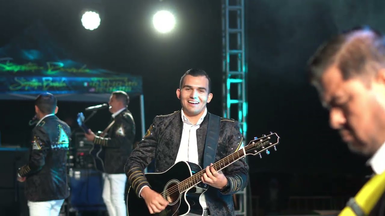 Popurrí cumbias - La Advertencia (En vivo) °° Carnaval Guamúchil 2026 °°