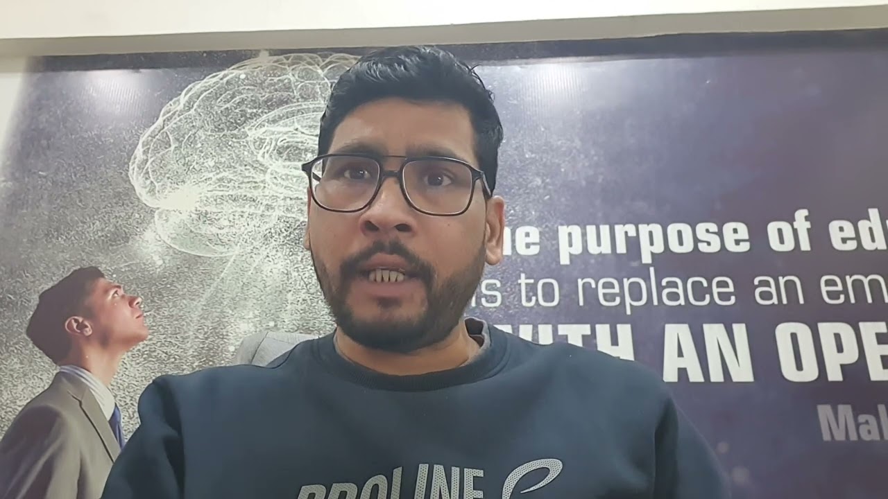 How do you determine the difficulty level of a question Paper  ?