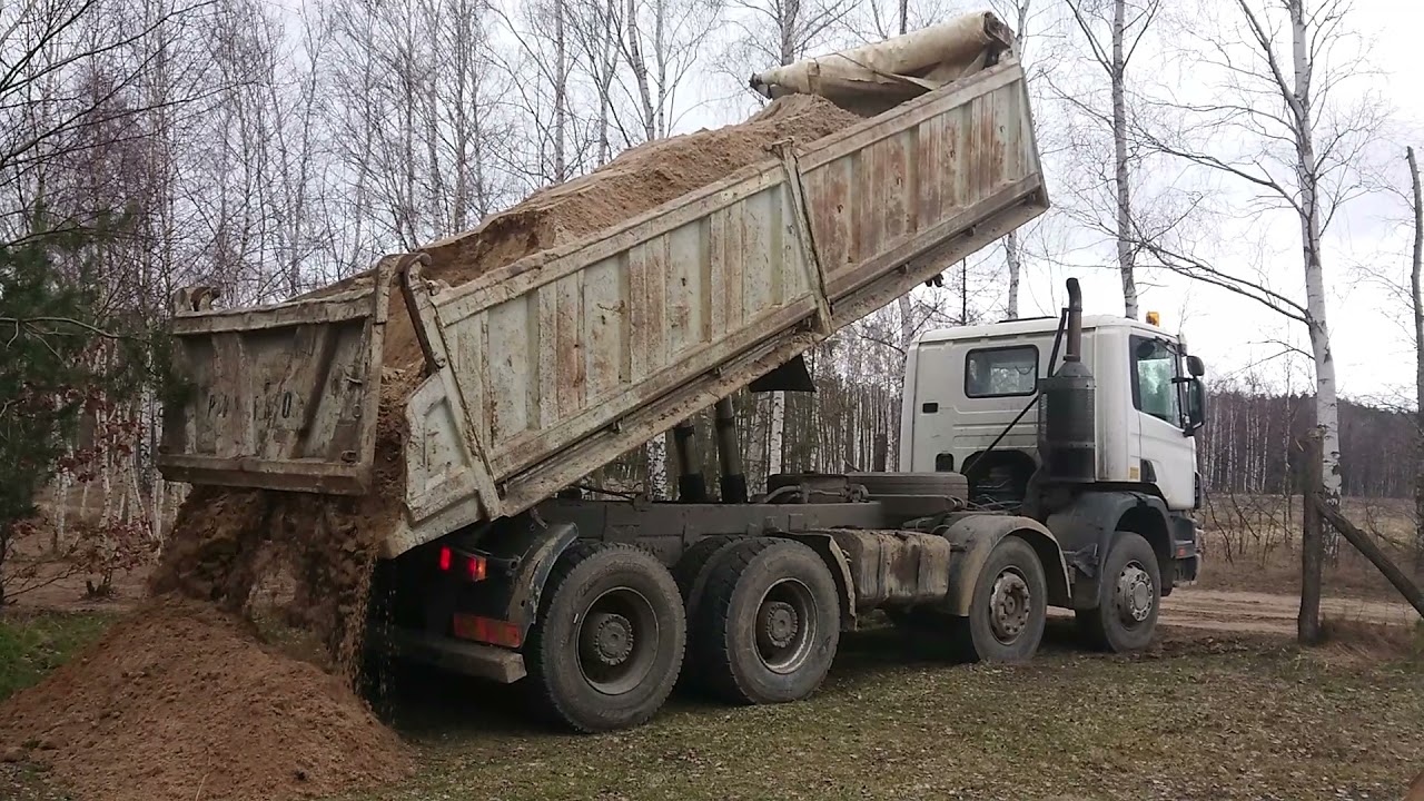 Wywrotka z piachem - kiprowanie