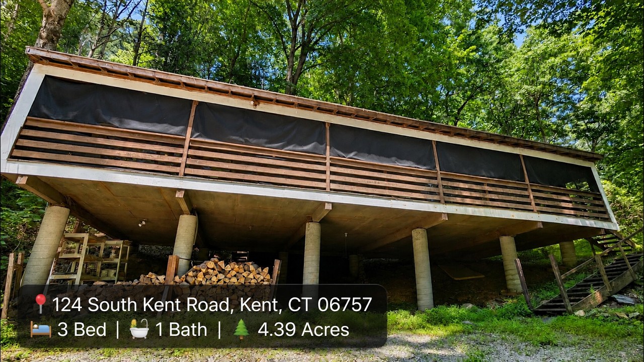 Treehouse Living in the Country | 124 South Kent Road, Kent, CT