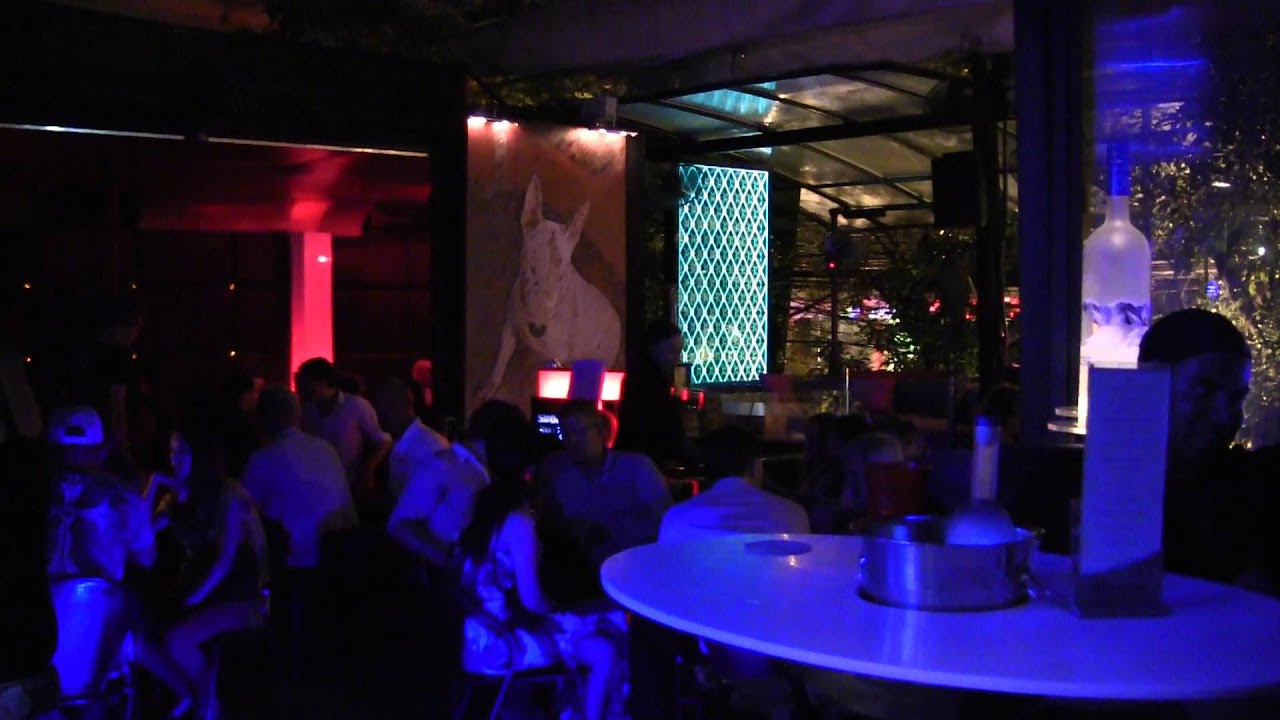 Qbar nightclub / bar in Bangkok - Thailand. [FULL HD]