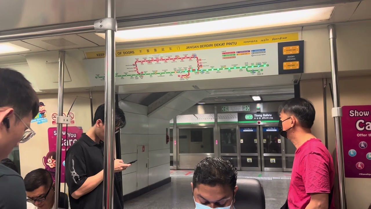 [New chime/Retired] SMRT Siemens C651 (215/216): Redhill to Outram Park.
