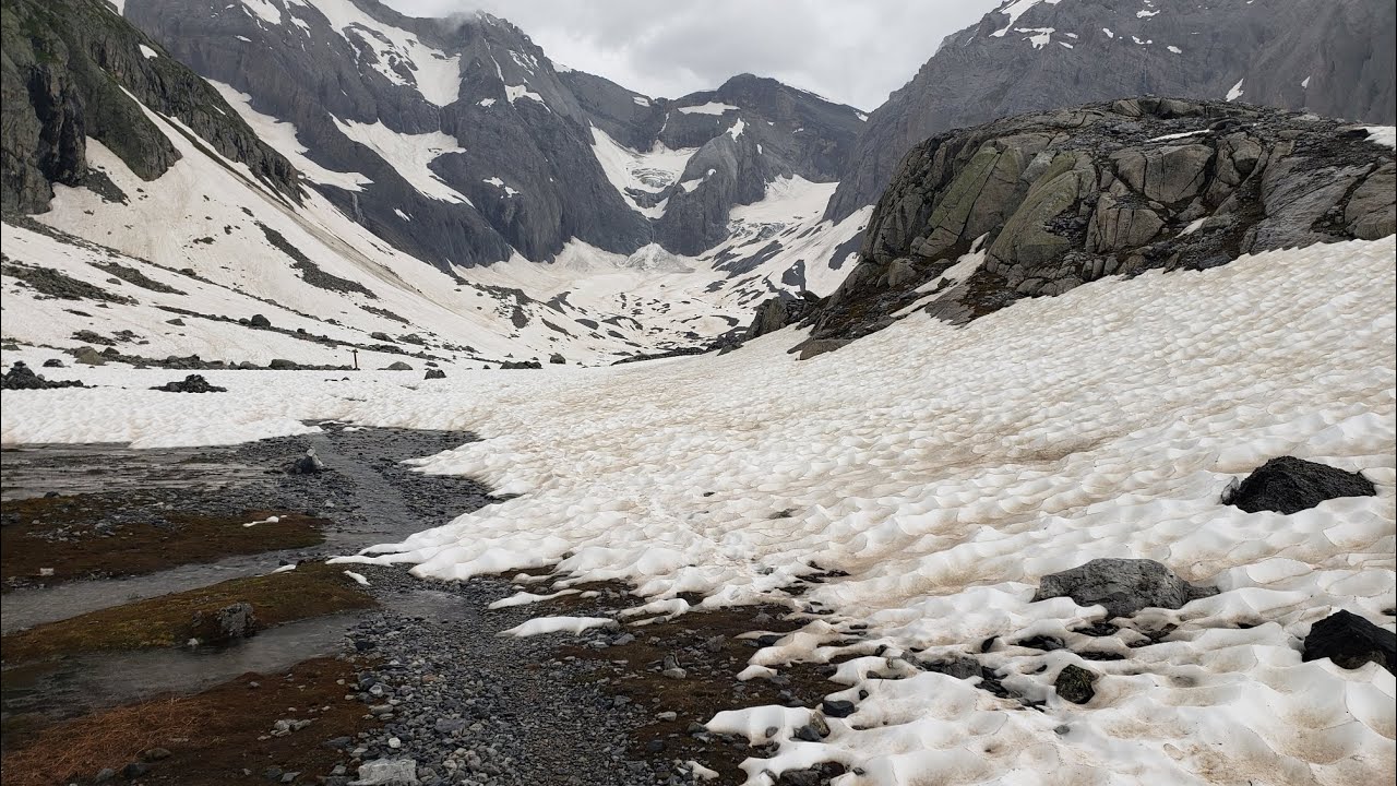 Camona da Punteglias (2311m) at the End of June