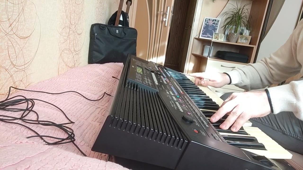 Yamaha psr 2700 Hora rara