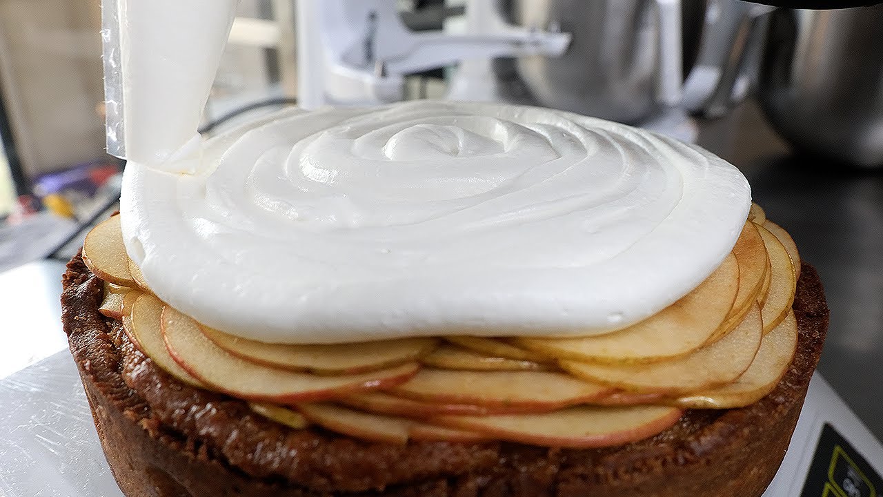 사과를 썰어서 만든 생크림 애플 파이, 초콜릿 바나나 생크림 파이 / handmade apple pie with fresh cream / korean street food