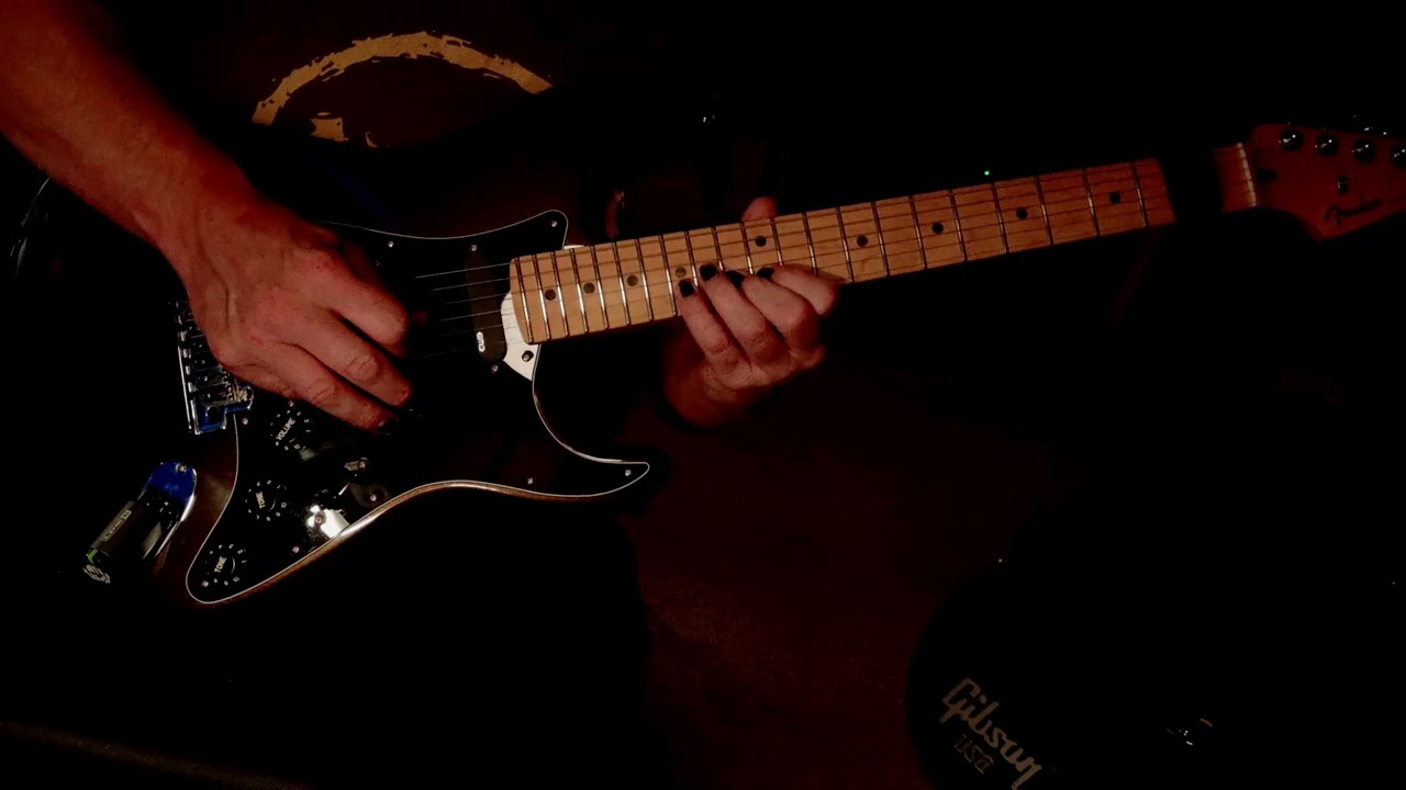 Fender American Ultra Stratocaster Maple Test 1