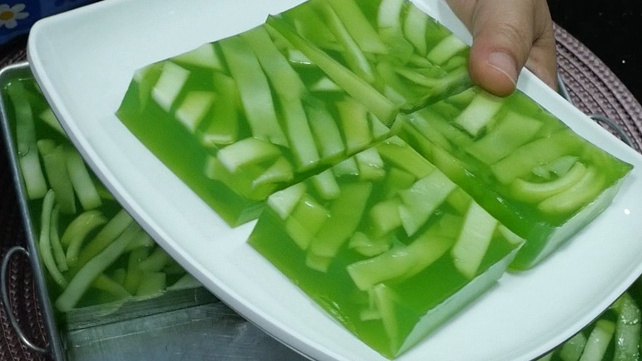 วุ้นใบเตยมะพร้าวอ่อน วุ้นใส ไม่มีตะกอนใบเตย สูตรนี้หวานน้อย