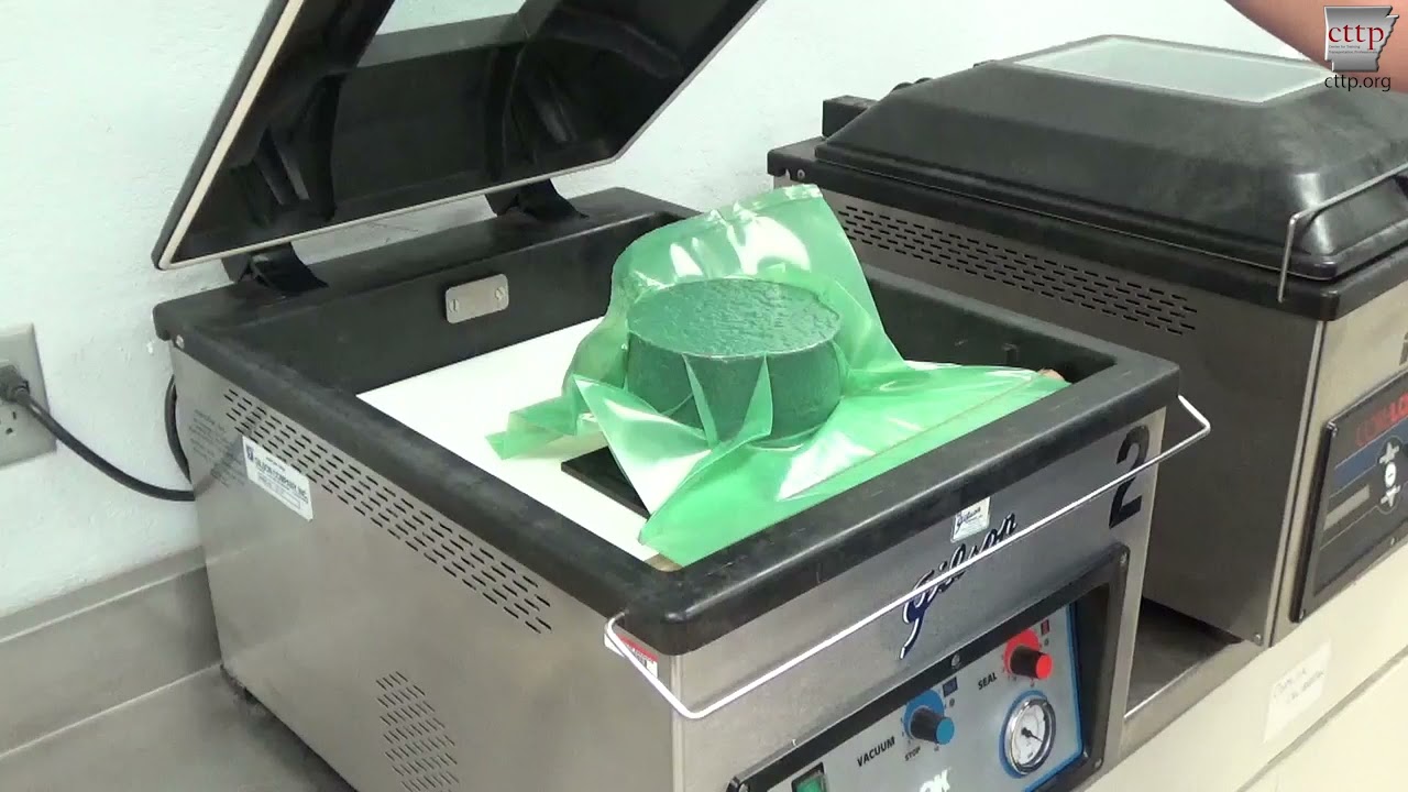 AASHTO T 331 Bulk Specific Gravity (Vacuum Sealing)