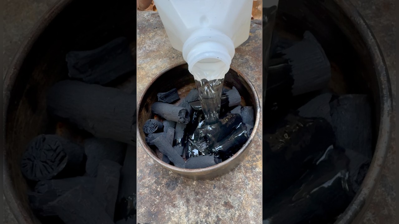 Charcoal and alcohol: the perfect combination of efficient combustion aids #outdoors #survival