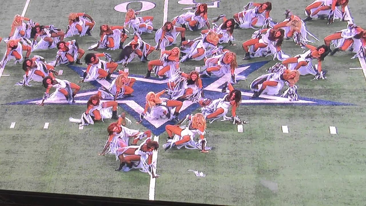 Halftime Show at Cowboys Stadium - Halloween mashup