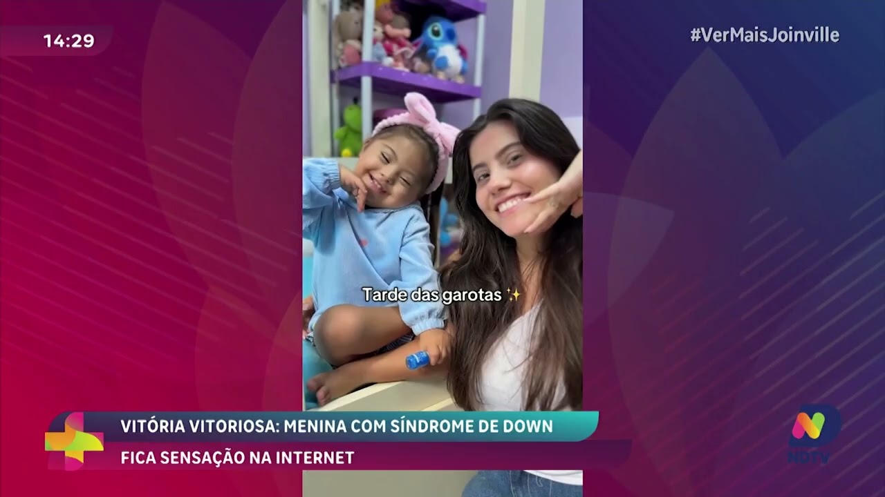 Vit&oacute;ria, de 4 anos, encanta a internet e compartilha rotina com amor e carisma