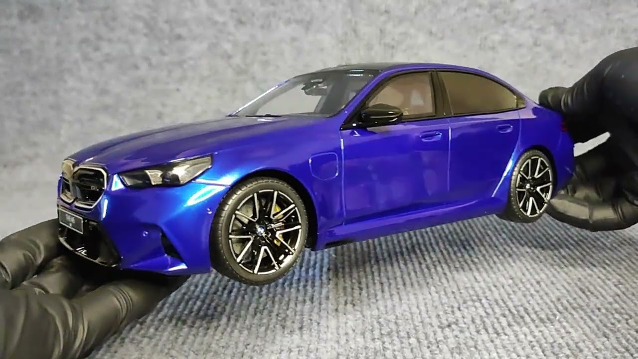BMW M5 G90 1/18 GT Spirit