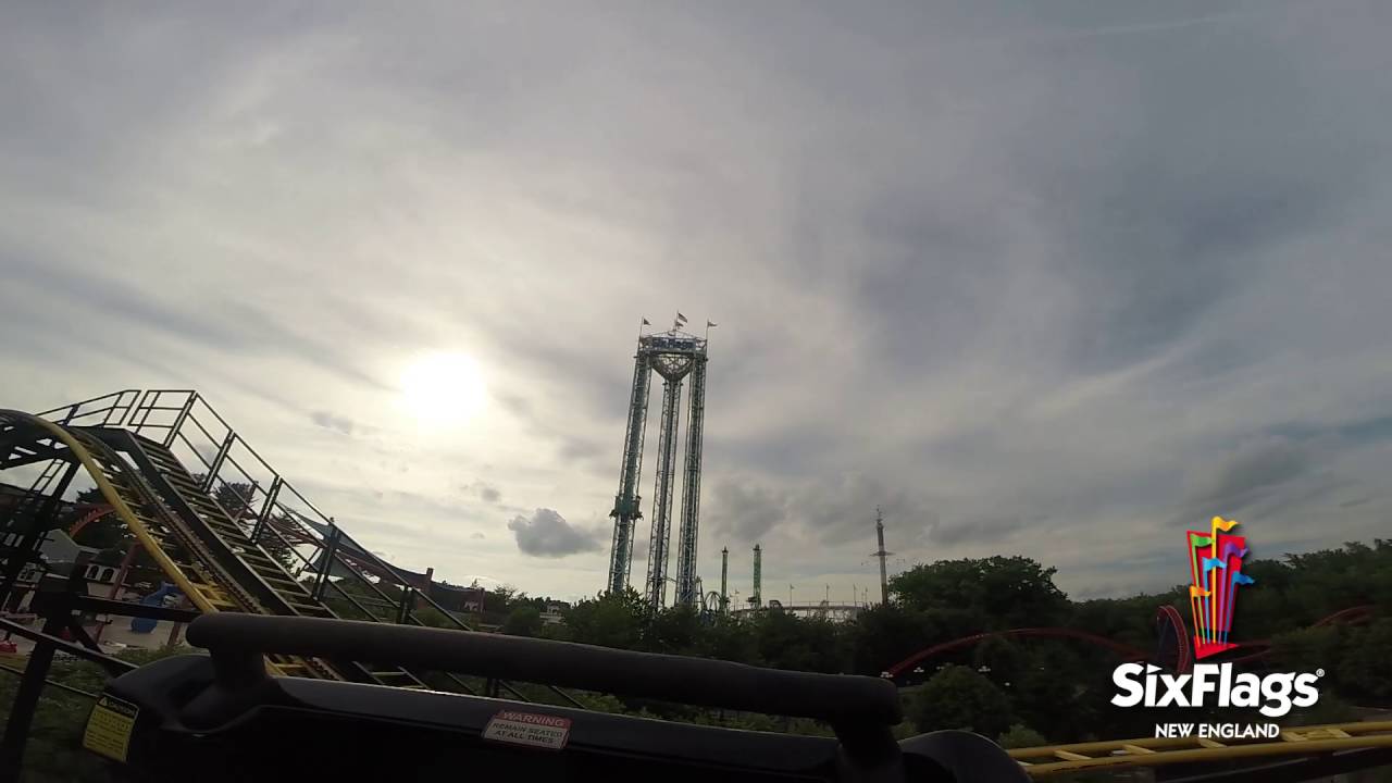 GOTHAM CITY GAUNTLET ESCAPE FROM ARKHAM ASYLUM&trade; at Six Flags New England