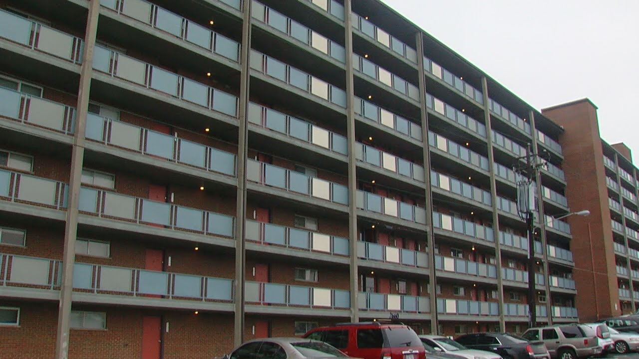 East Price Hill apartment residents frustrated after not having heat for 2 weeks