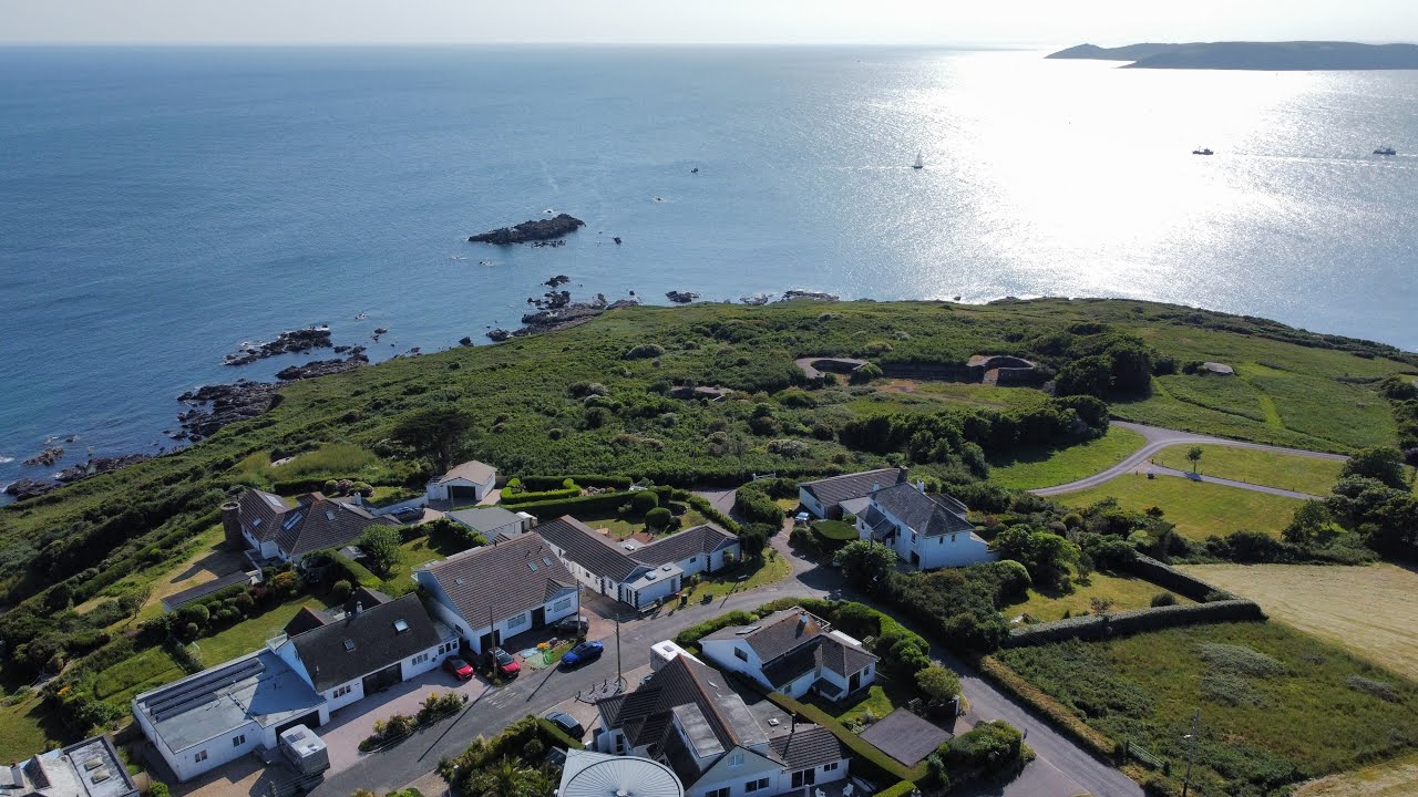 1 Heybrook Drive. Beautiful 4 bedroom detached bungalow with stunning coastal views.