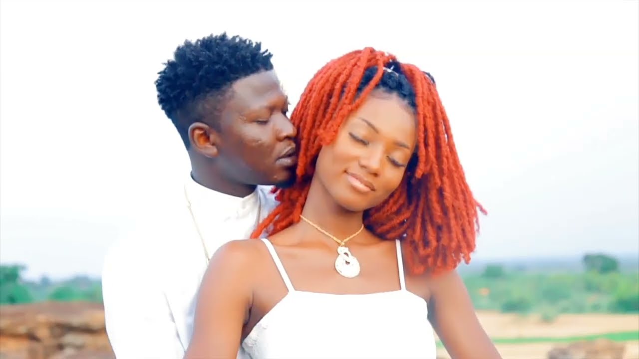 Papstar - A Part T'aimer