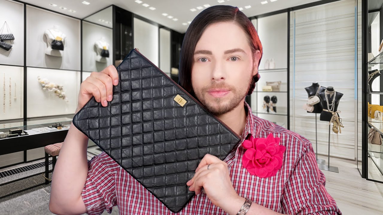 CHANEL 2.55 Large O-Case Review - Black Distressed Calfskin with Aged Gold Hardware Large 2.55 Pouch
