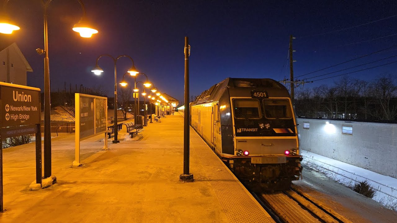 NJT and NS Action at Union (1/30/26) Ft. GP40PH-2 #4105 