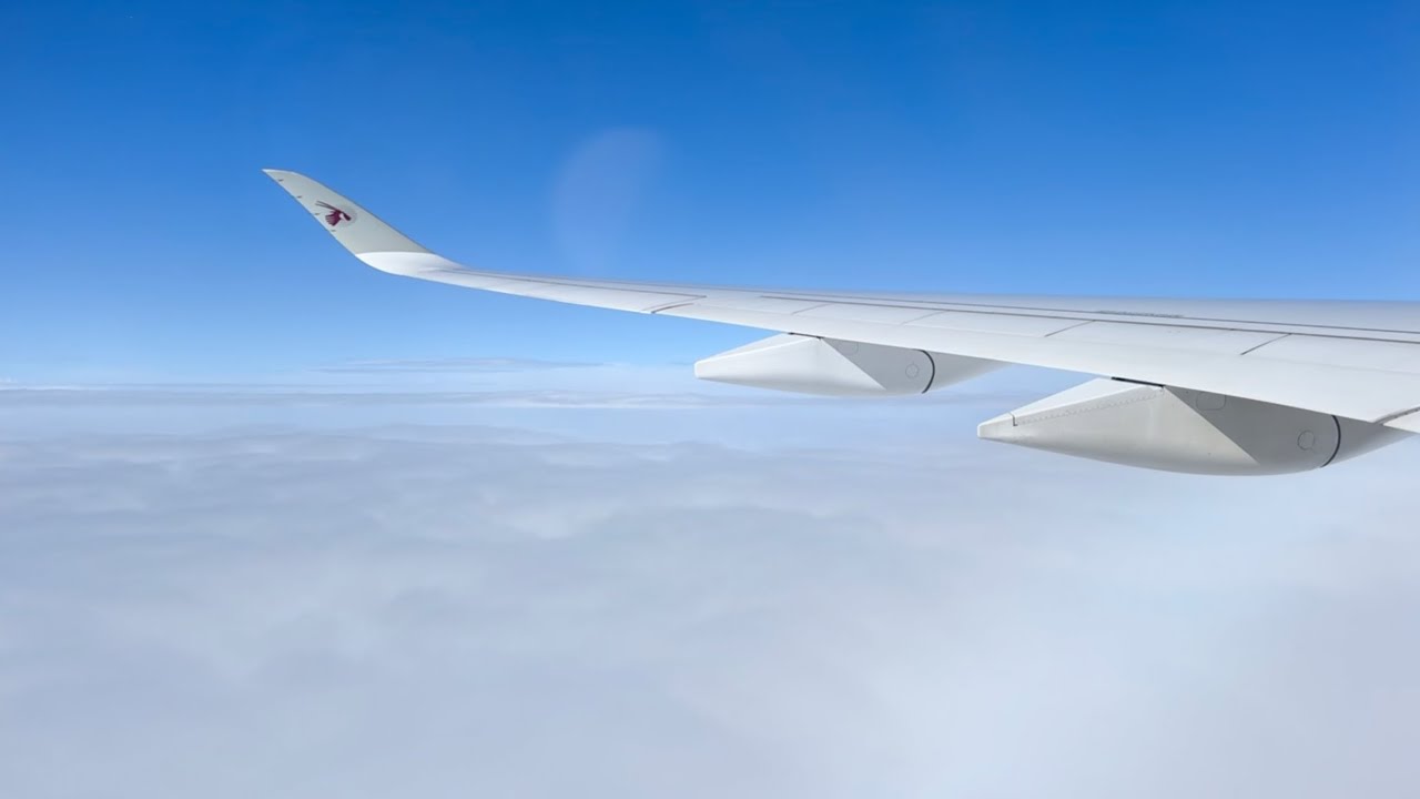 Qatar Airways QR110 A350-900 afternoon Take off from London Heathrow 