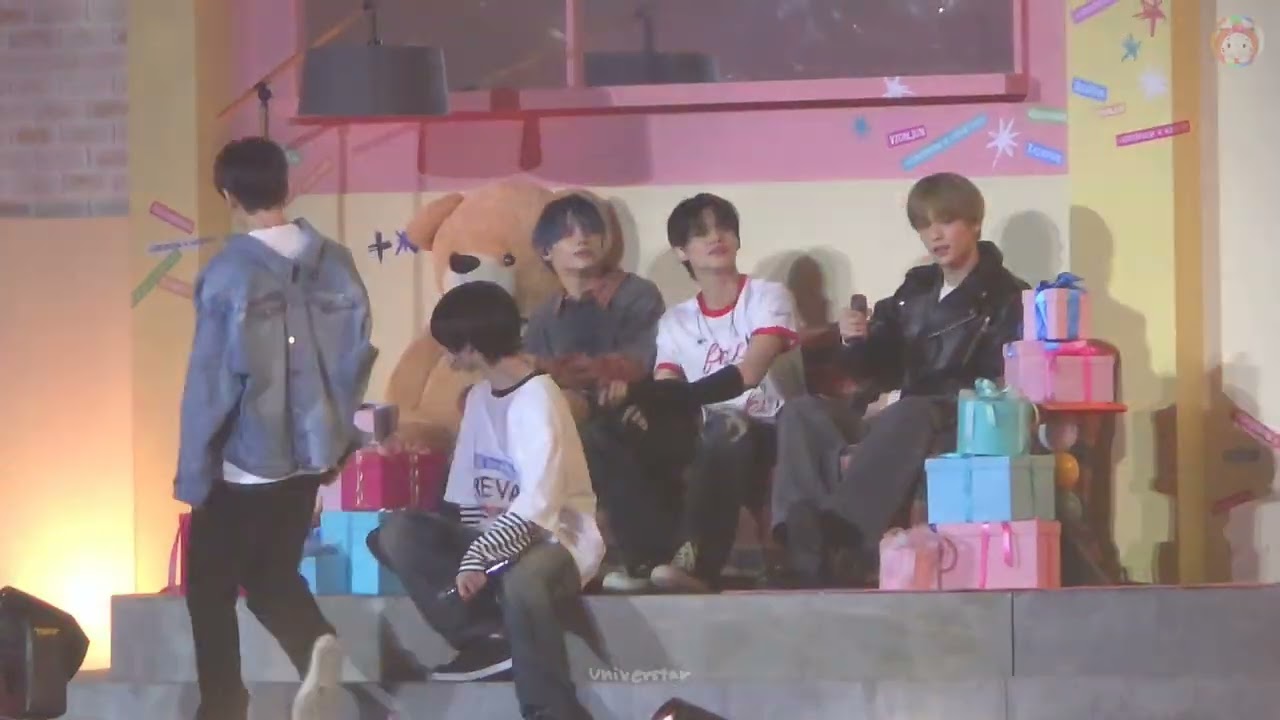 240302 TXT FANLIVE | 투모로우바이투게더 - Our Summer + BLUE HOUR + Sweet Dreams + 어느 날 머리에서 뿔이 자랐다(CROWN)
