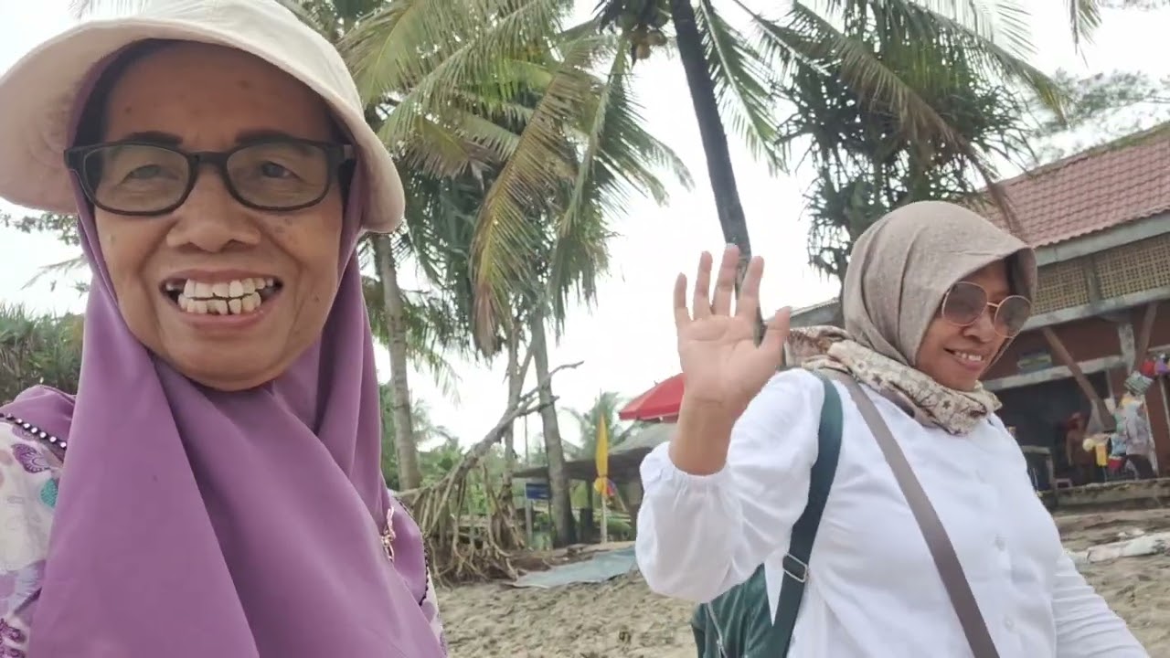 REKREASI KE PANTAI KLAYAR