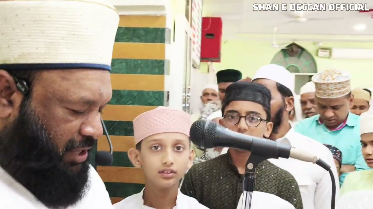 Jumma Bargah e Risalat SAW Me Salat o Salam Ka Nazrana Pesh Karte Huwe Allama Ahmed Naqshbandi Sb