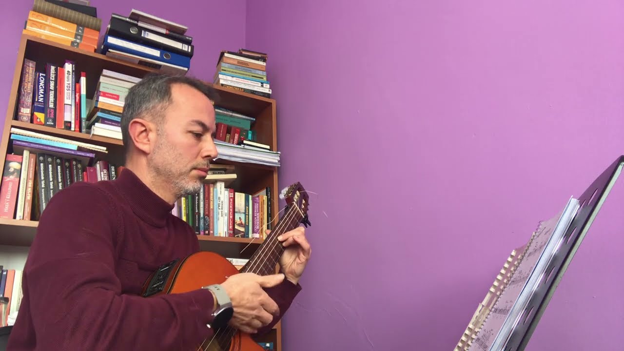 Adelita  (Composer: Francisco Tarrega)