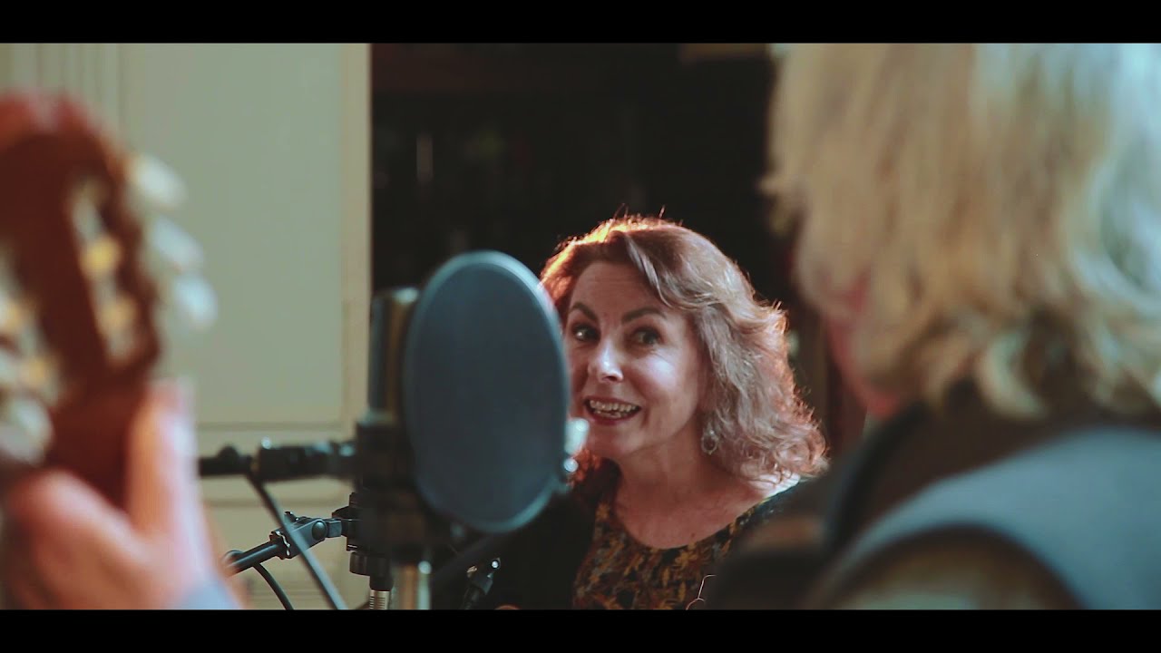 Duo Kirjuhel-Roberti - Na&icirc;tre (clip officiel)