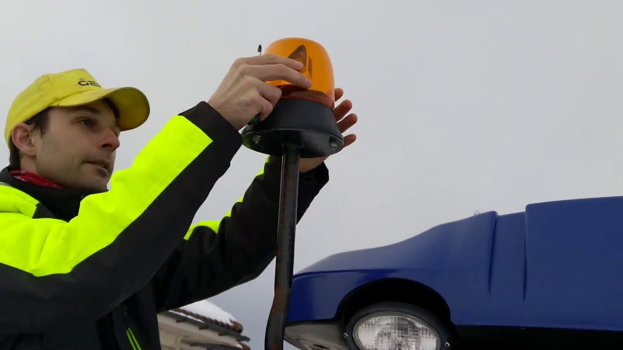 Preparing for storm, -changing bulb in the beacon lamp, Lovol 504