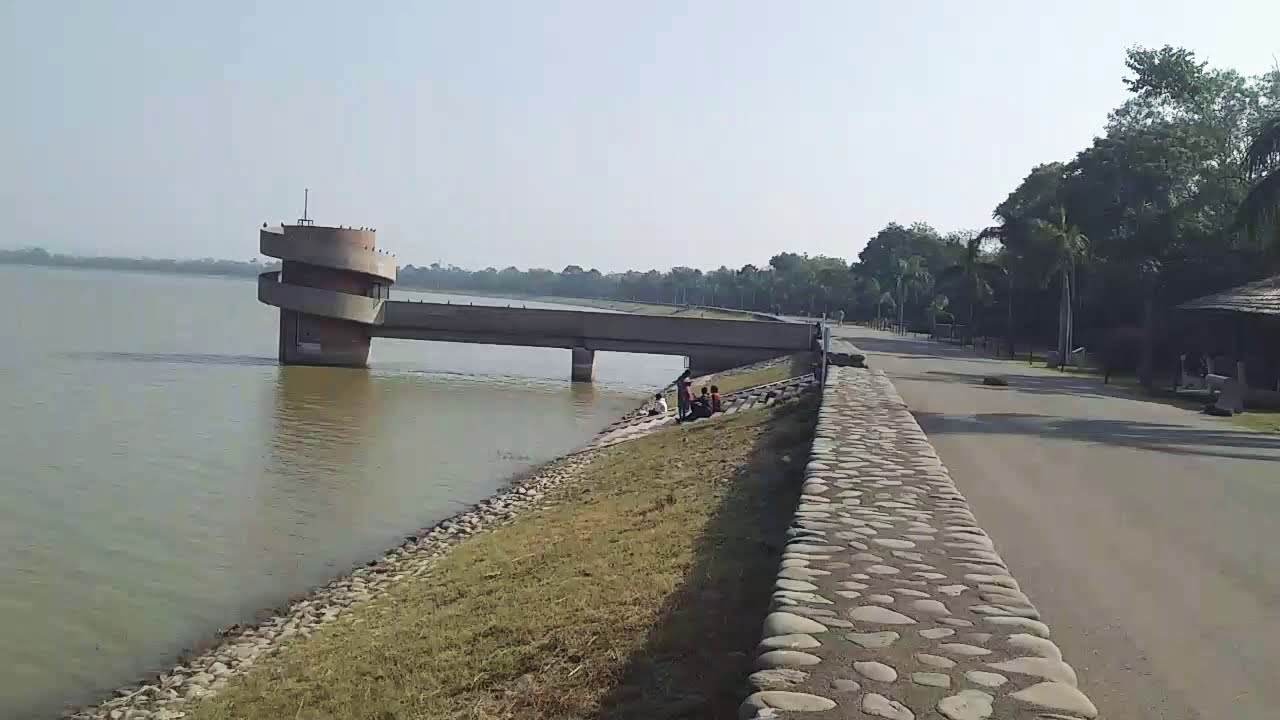 chandigarh lake near eaten garden