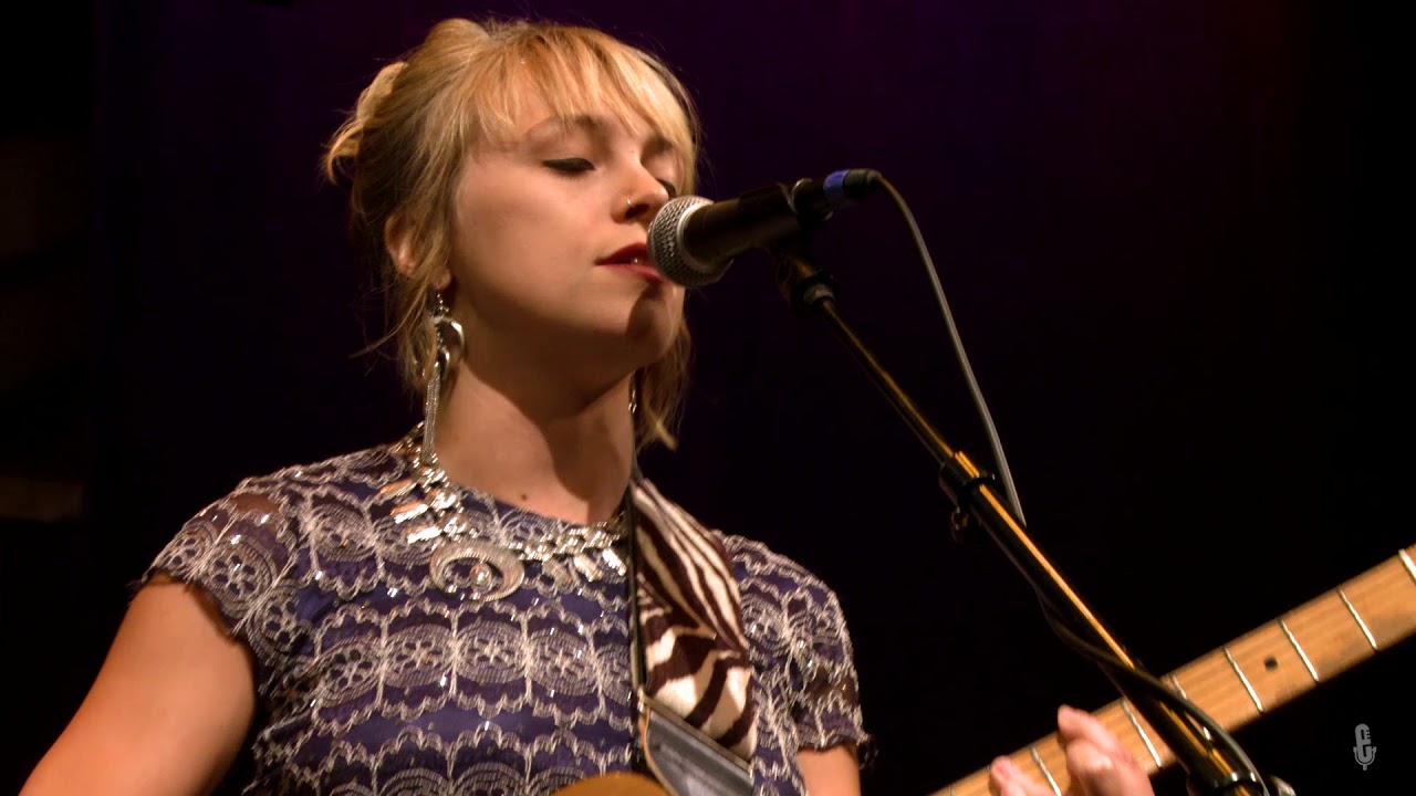 Kelli Jones - Honest Girl (Live on eTown)