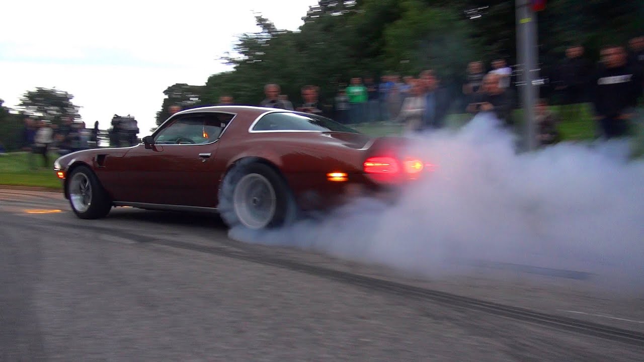 BURNOUTS & INSANE MUSCLE CARS! - Vantaa Cruising 8/2016