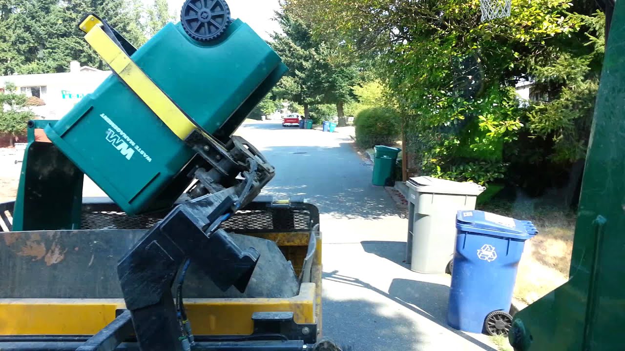 Slammin' Eagle Curotto Can III Garbage Truck POV