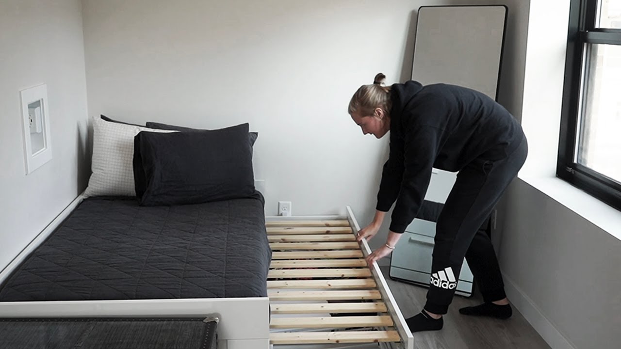 Studio Apt Tour (Minimalist)