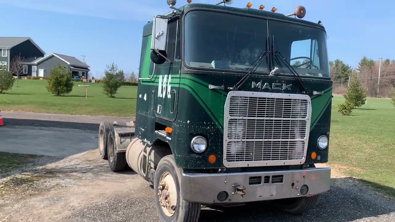 1978 Mack cruiseliner new project!!!!