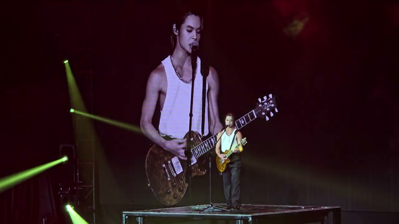 《Live A Way I Want》Tiger Yau 邱傲然 MIRROR First Day 2026 1/1/2026