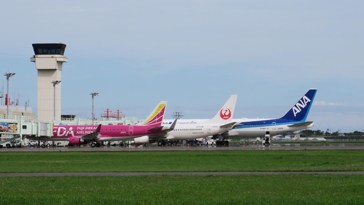 7月4連休初日の 高知空港にて 各社便 2021 07