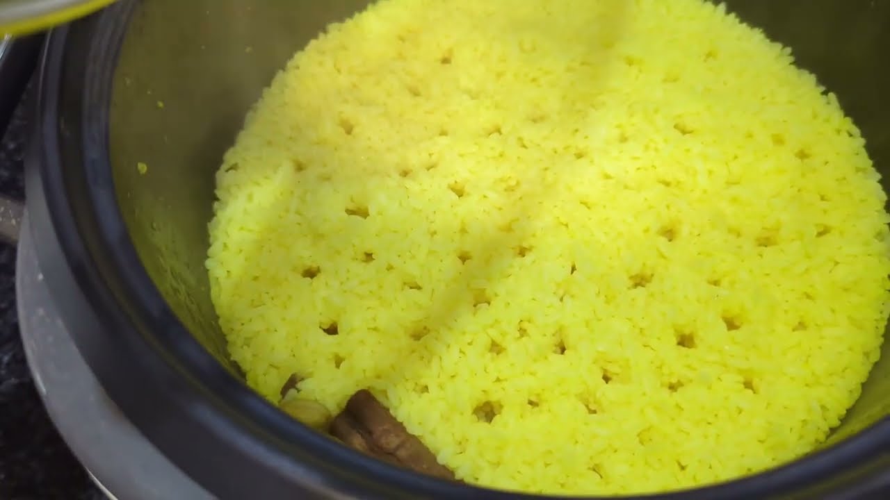 How To Cook Fragrant Muthu Samba Rice In A Rice Cooker (Sri Lankan)