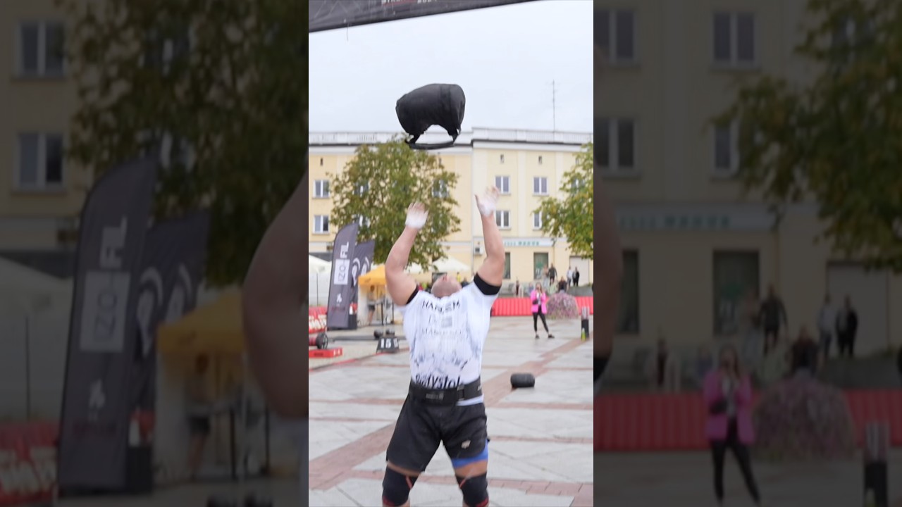 ROBERT CYRWUS RZUTY WORKAMI 18-26KG 💪🏻 #trening  #siłownia #strongman #power #siła