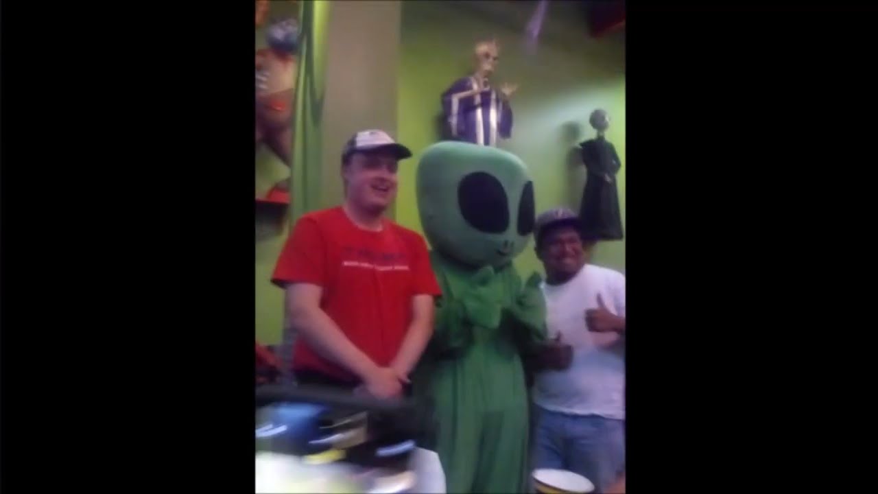 Crappy quality video Space Aliens 2024