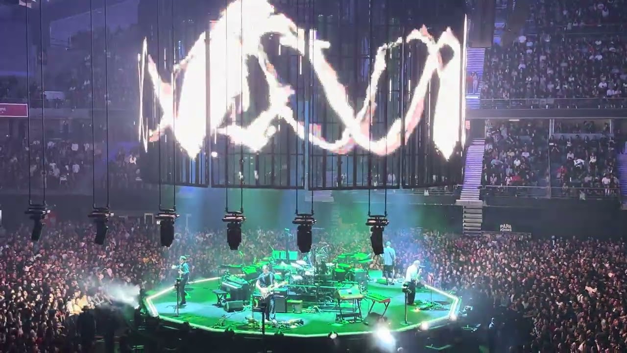 Radiohead 11/5/25 “Planet Telex” at Movistar Arena in Madrid,Spain