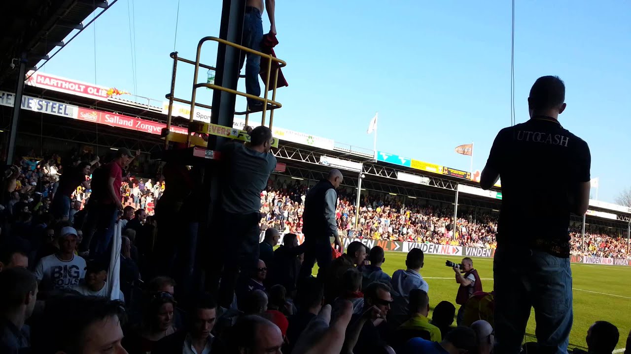 go ahead eagles - fc twente sfeer op de B-side